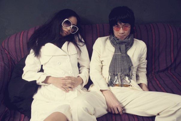 Clementine & Ana Sideco